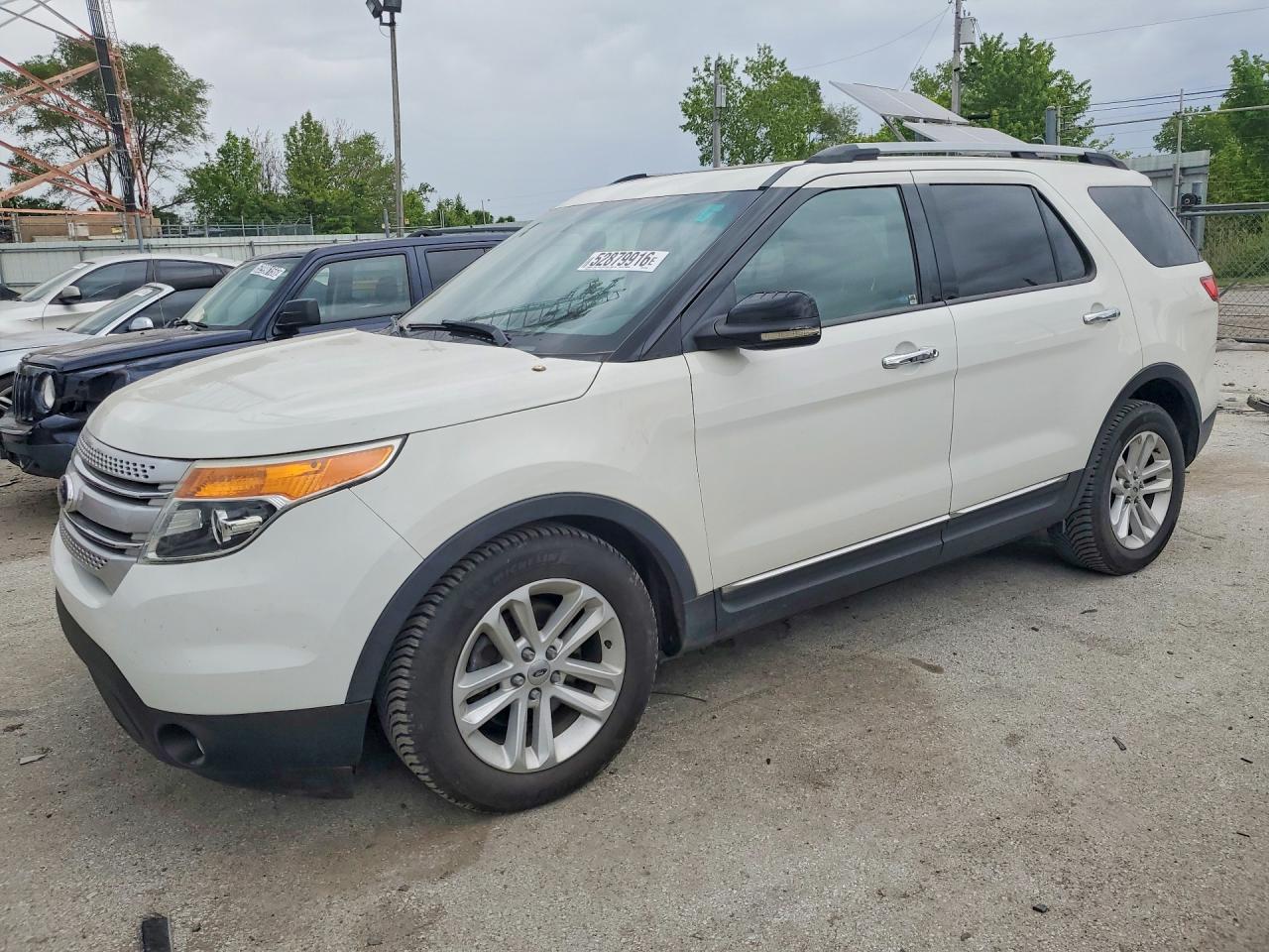 FORD EXPLORER 2011