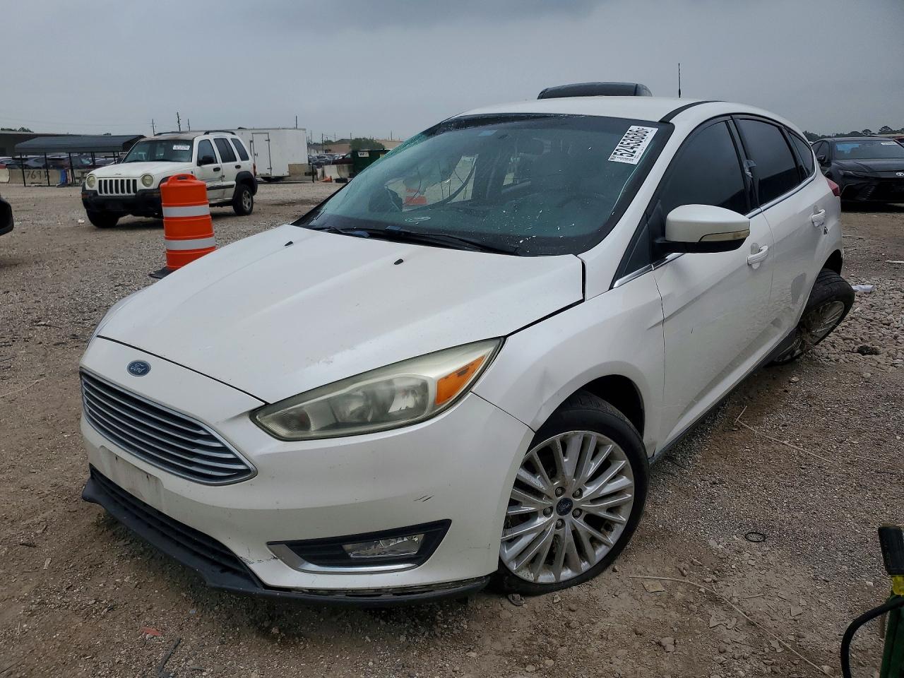 FORD FOCUS 2016