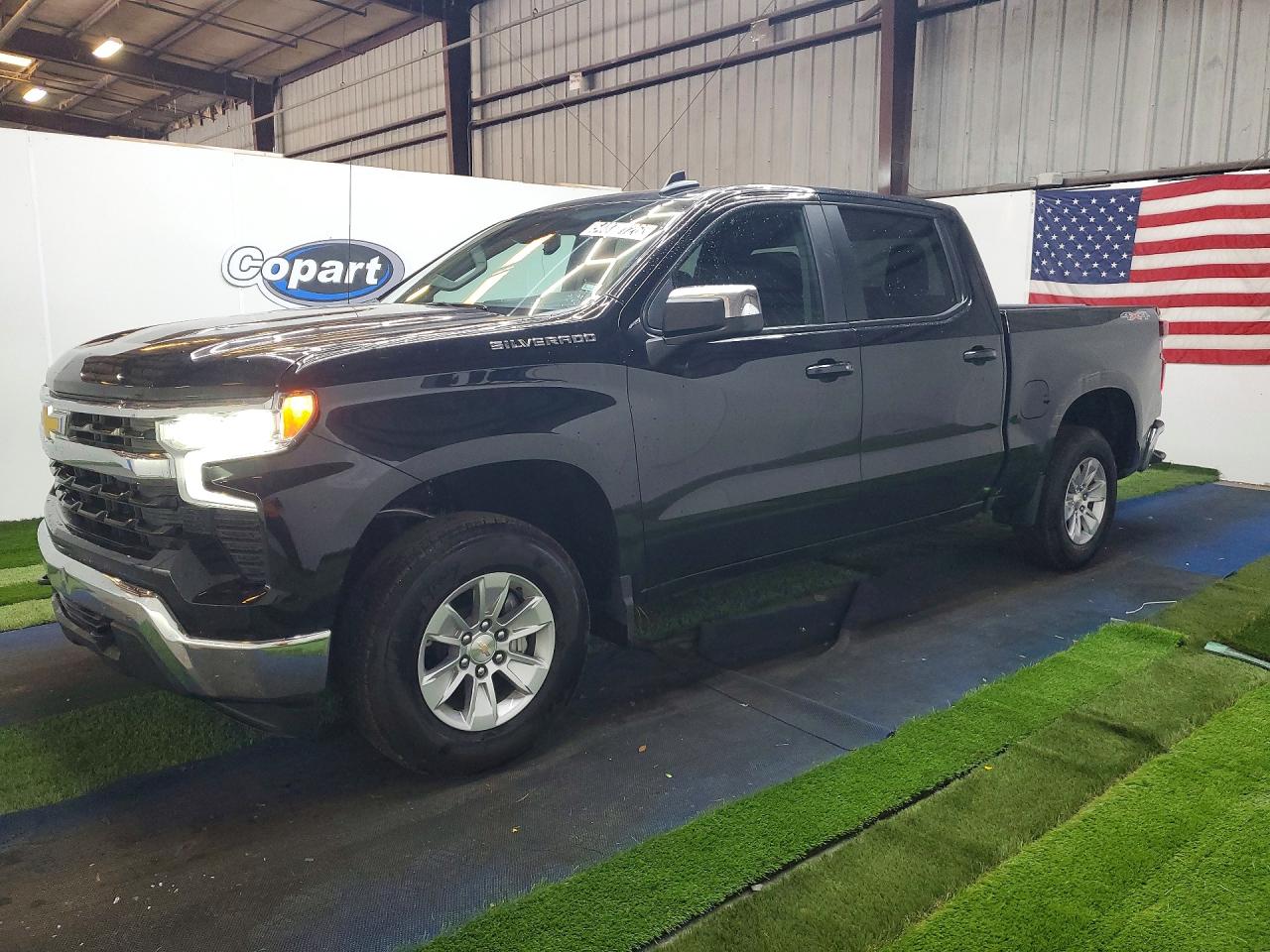 CHEVROLET SILVERADO 2026