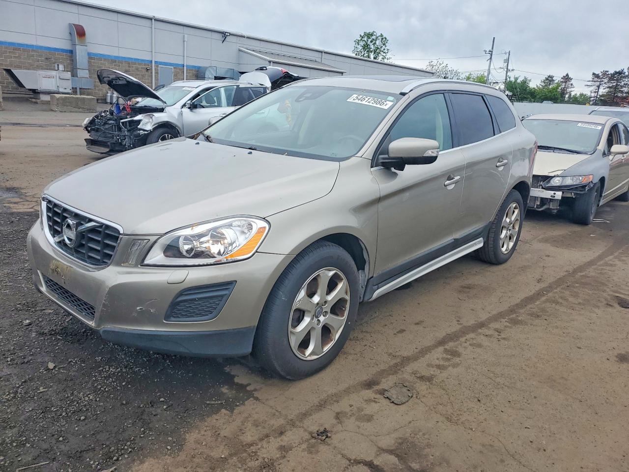 VOLVO XC60 2012