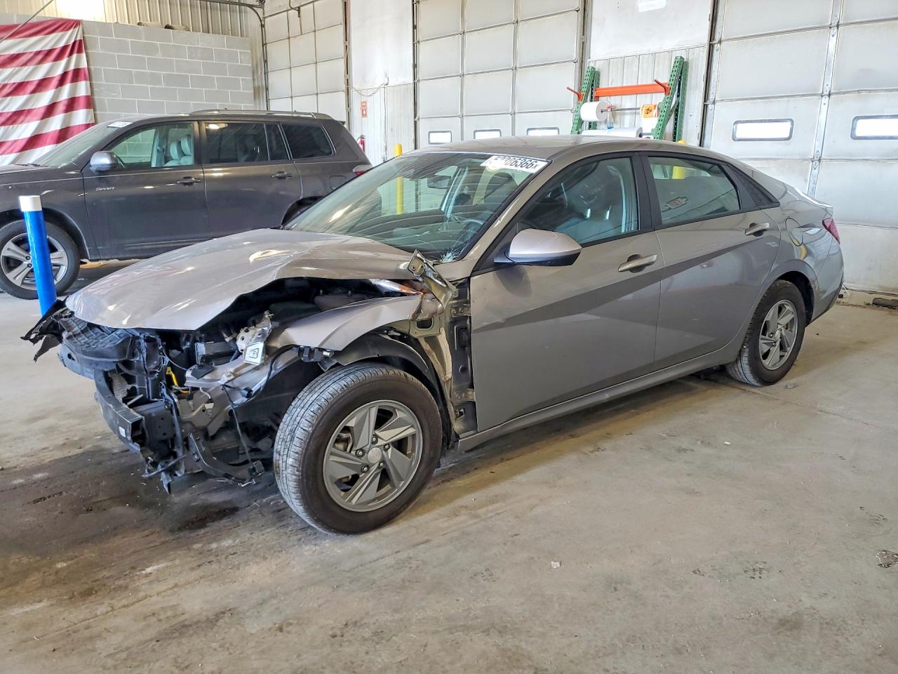 HYUNDAI ELANTRA 2024