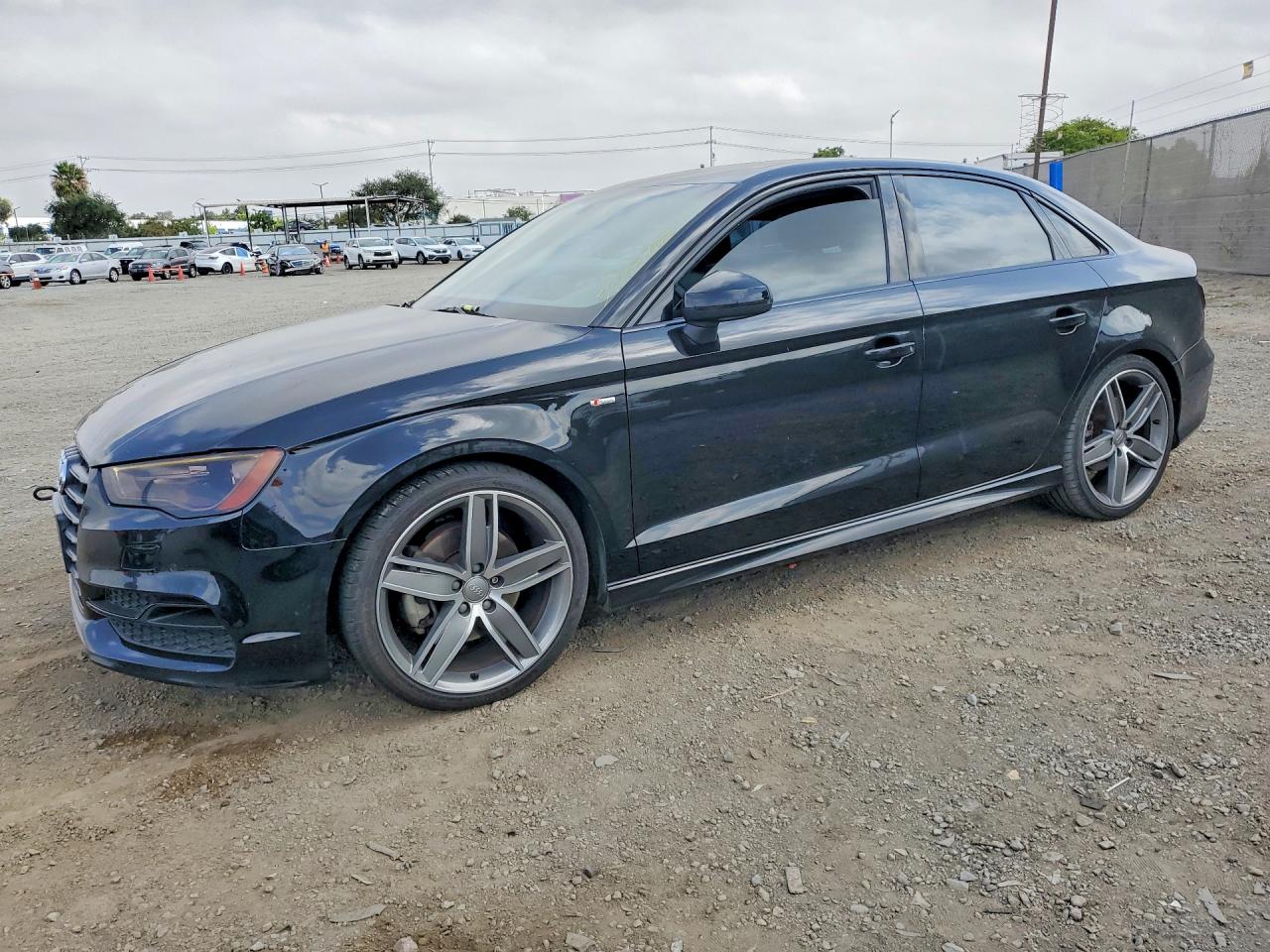 AUDI A3 2016