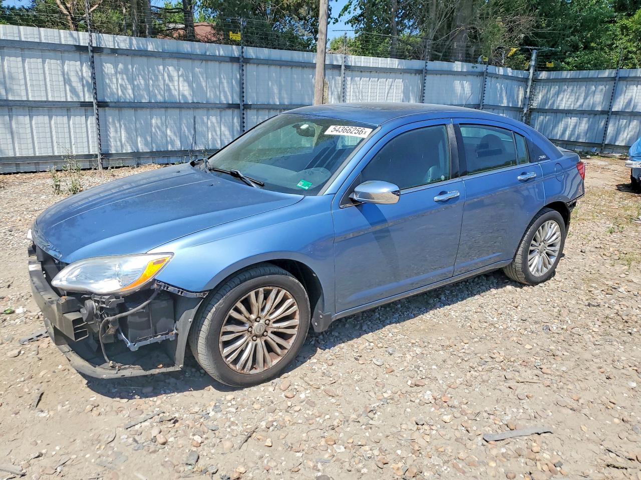 CHRYSLER 200 2011