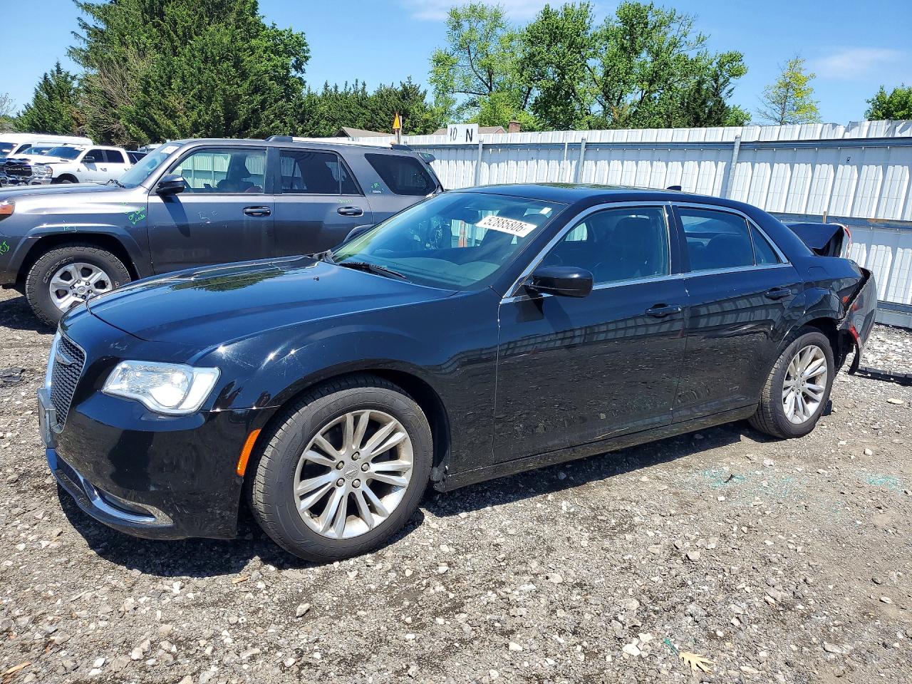 CHRYSLER 300 2017