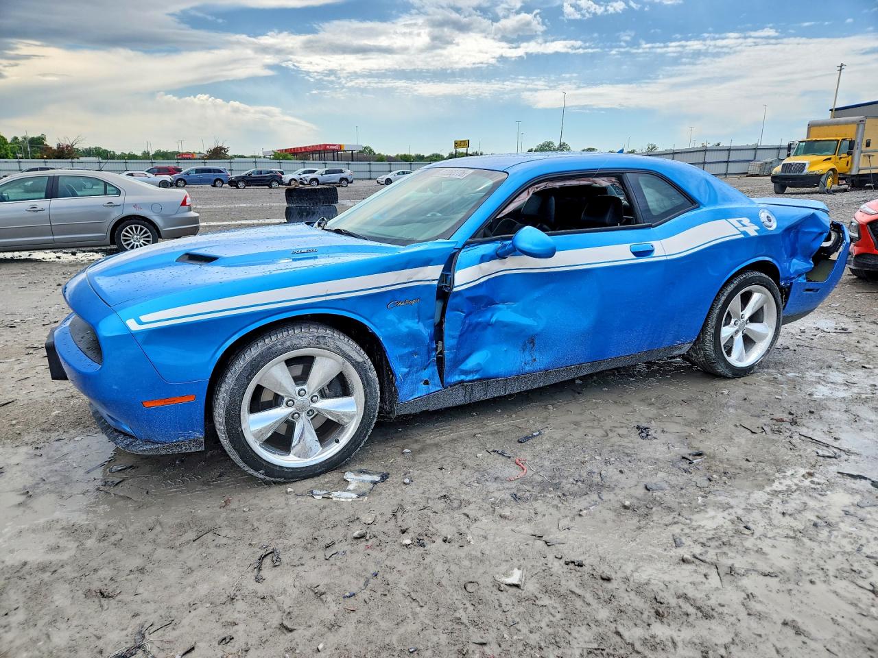 DODGE CHALLENGER 2016