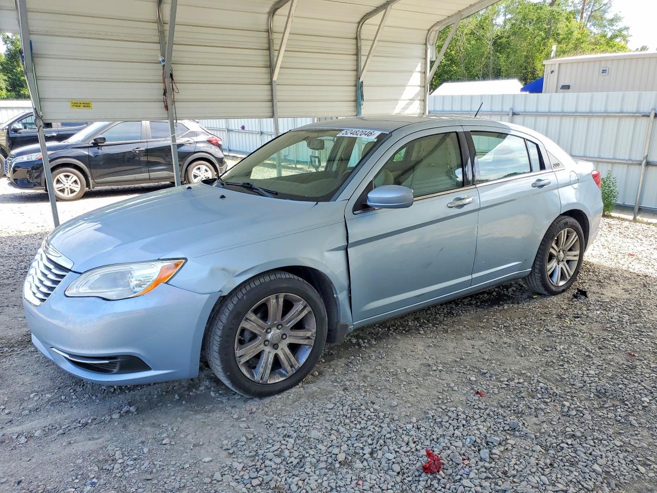CHRYSLER 200 2012