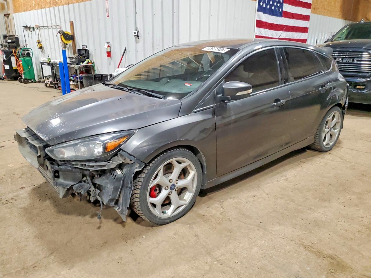 FORD FOCUS 2016