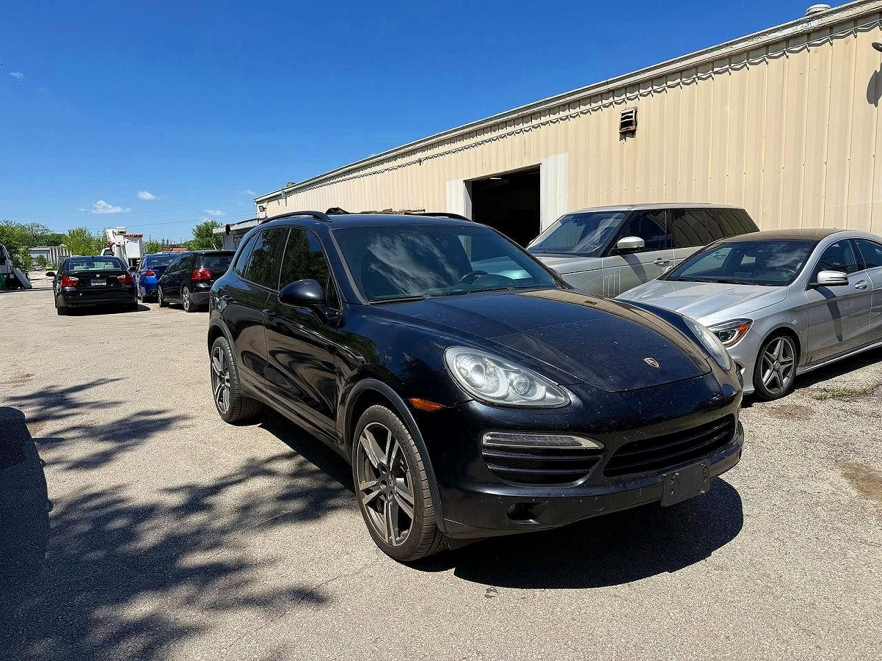 PORSCHE CAYENNE 2012