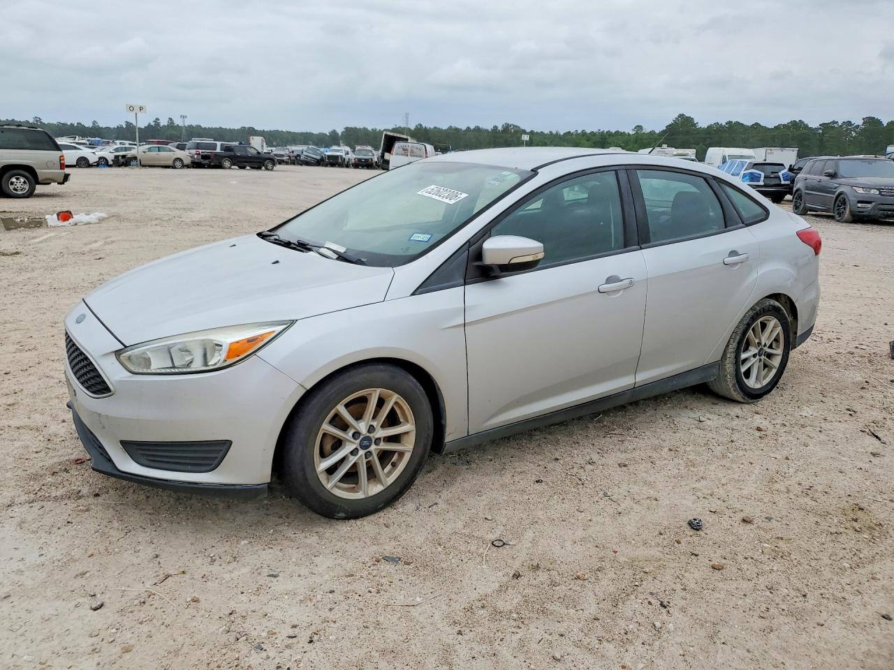 FORD FOCUS 2016