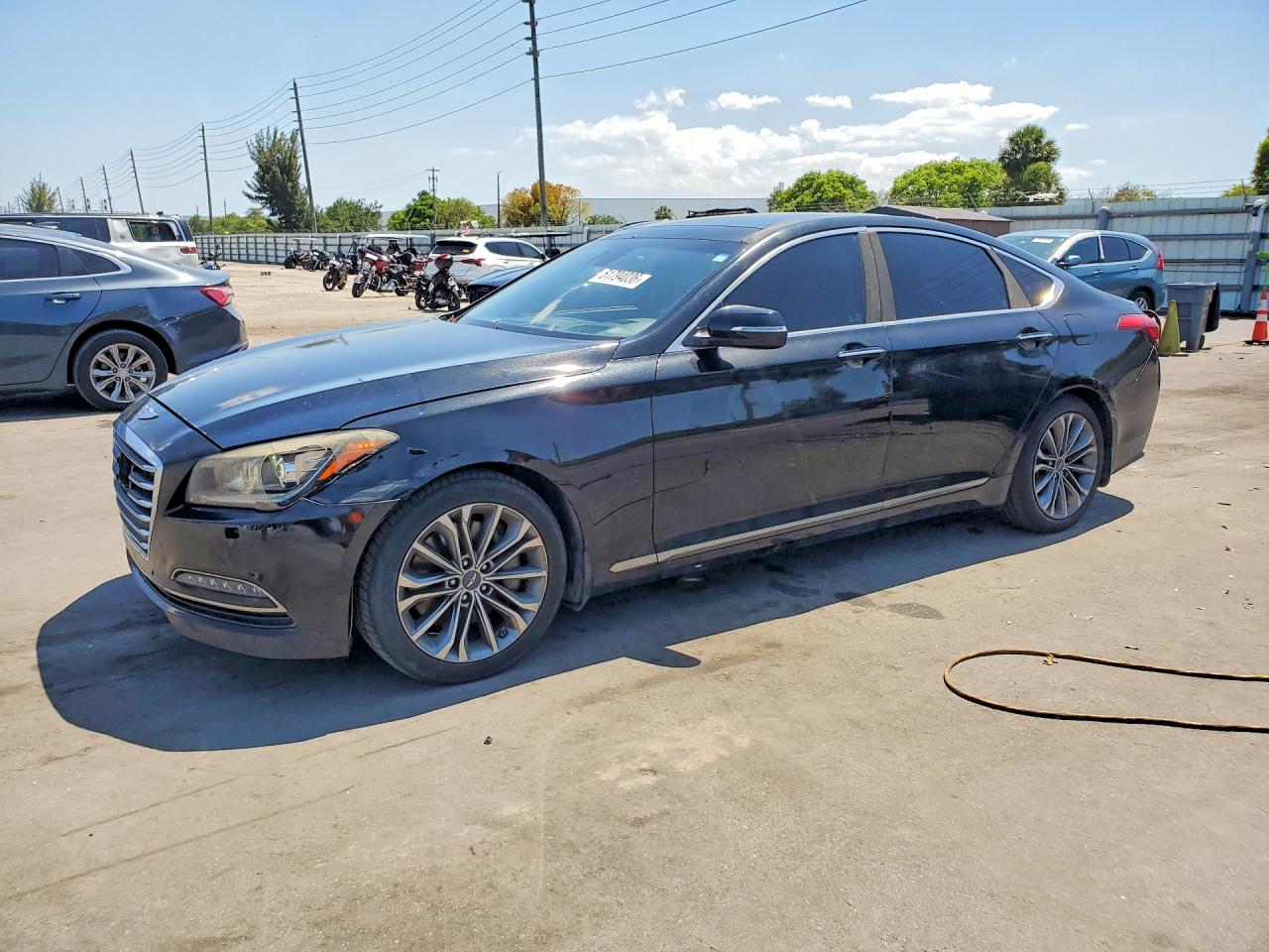 HYUNDAI GENESIS 2016