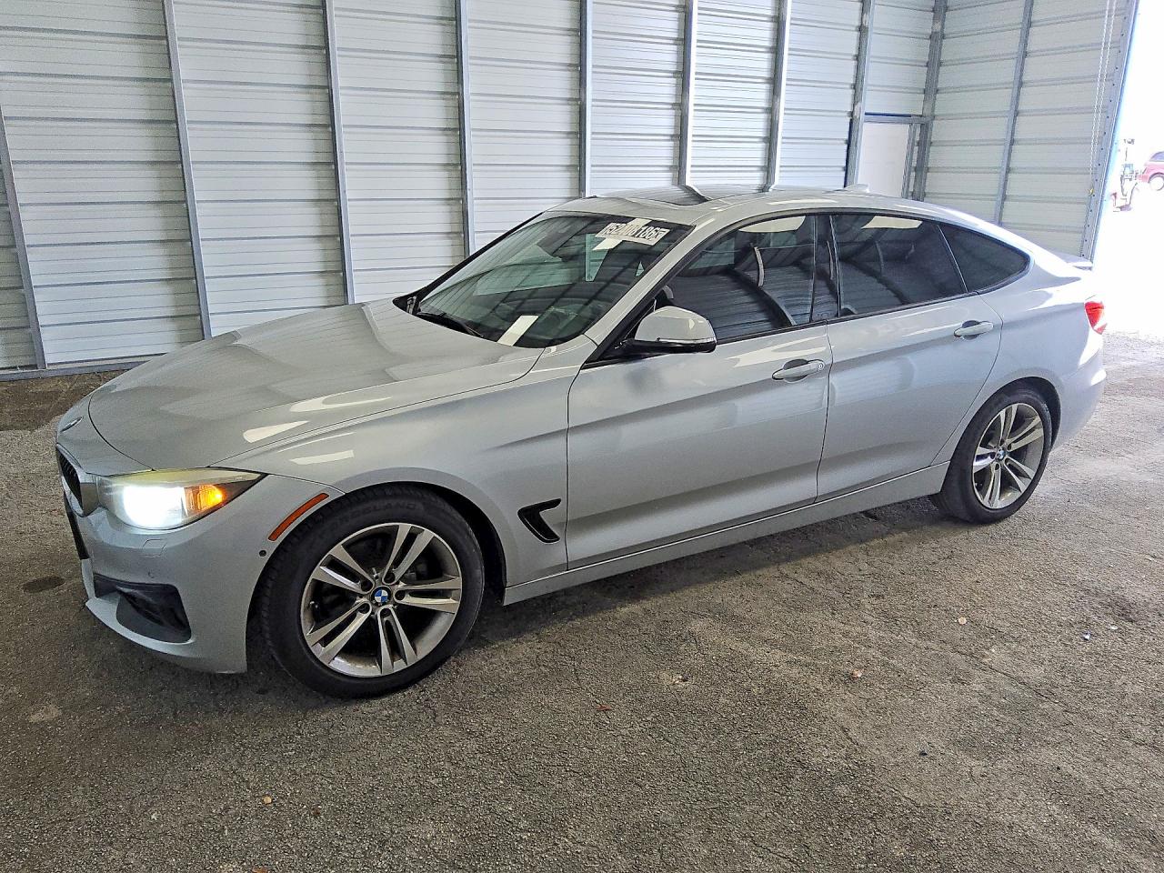 BMW 328 2016