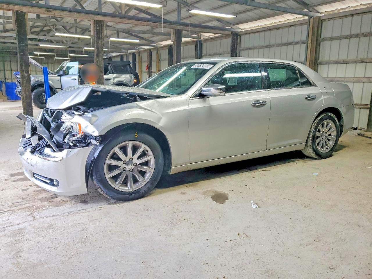 CHRYSLER 300 2012