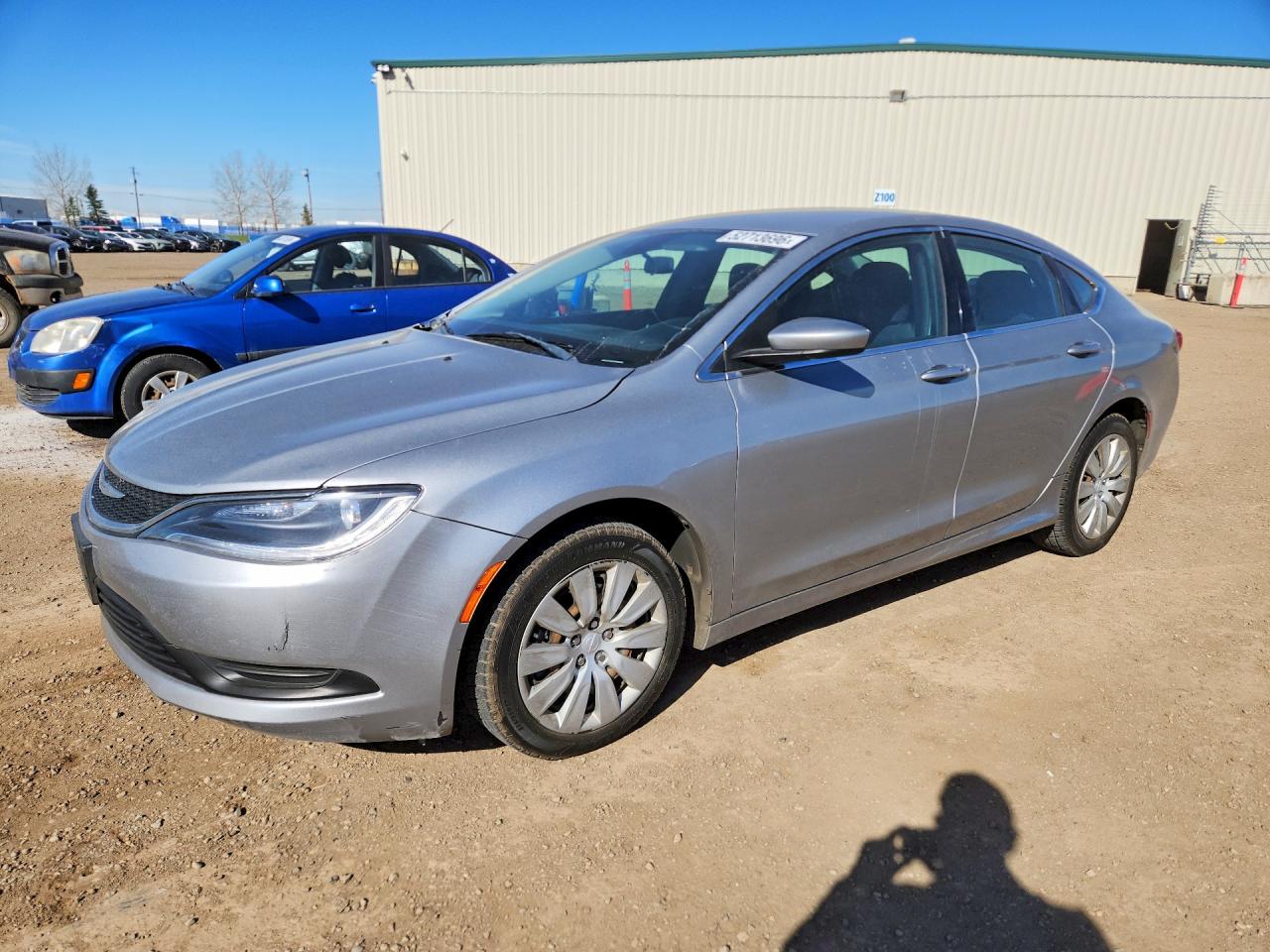 CHRYSLER 200 2015
