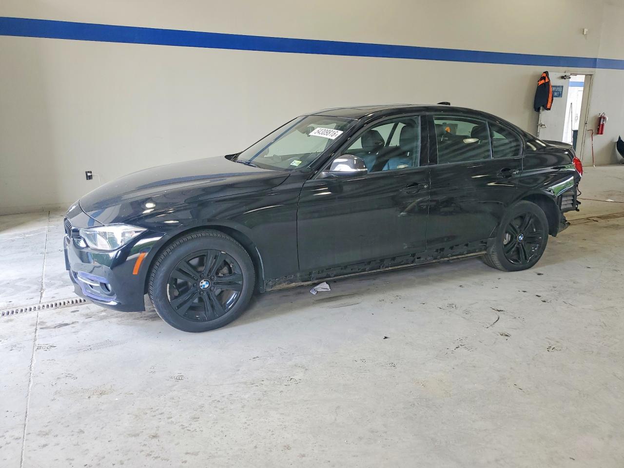 BMW 328 2016