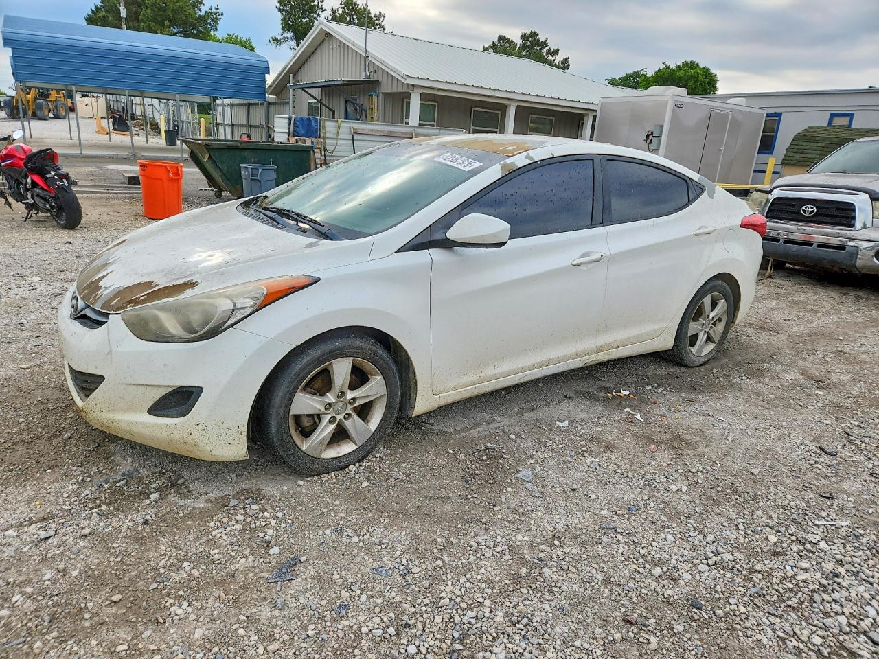 HYUNDAI ELANTRA 2013