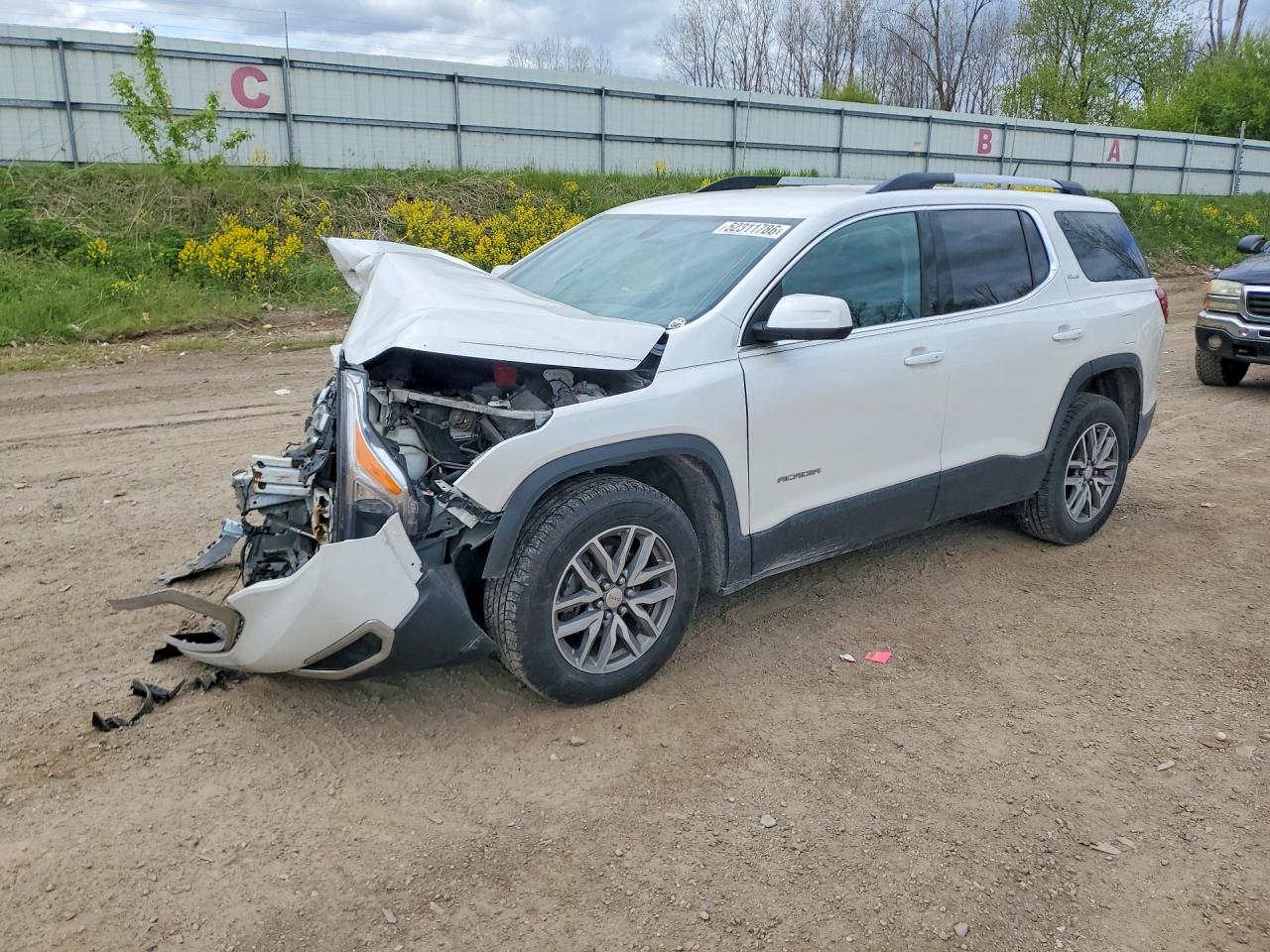 GMC ACADIA 2017