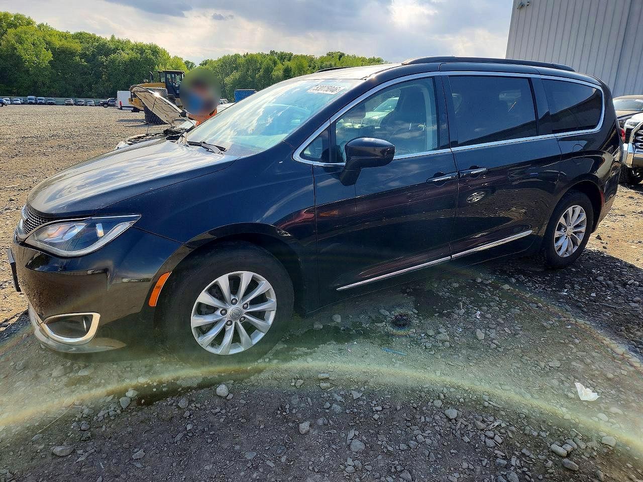 CHRYSLER PACIFICA 2017