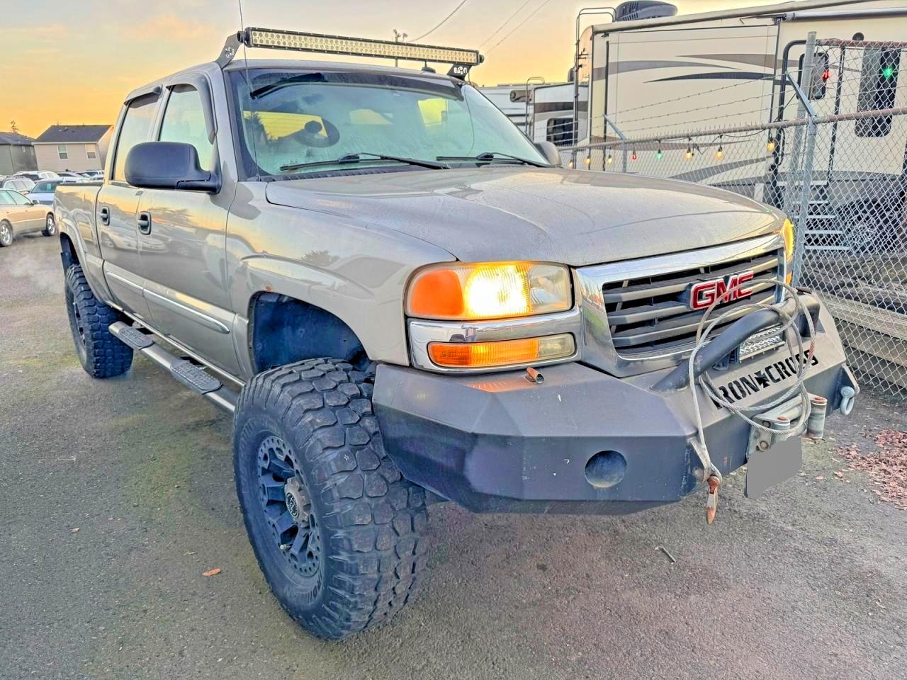 GMC SIERRA 2003