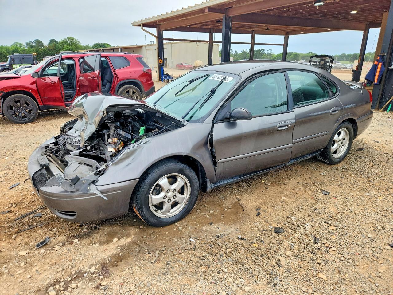 FORD TAURUS 2004