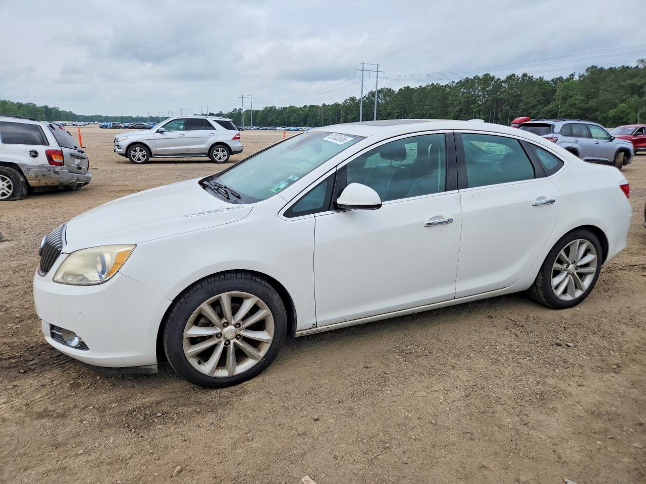 BUICK VERANO 2015