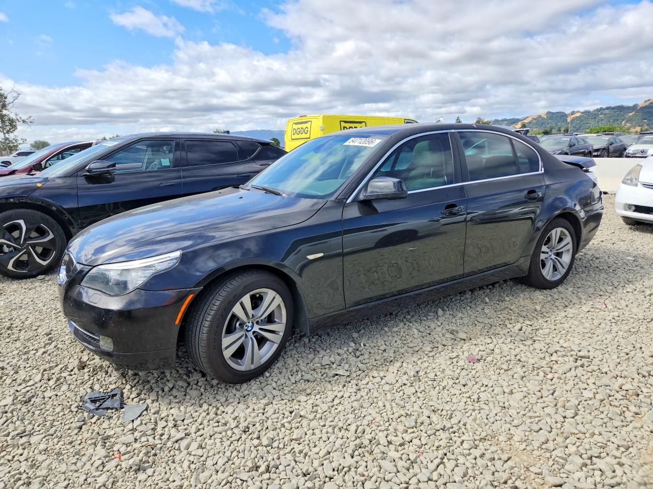 BMW 528 2010
