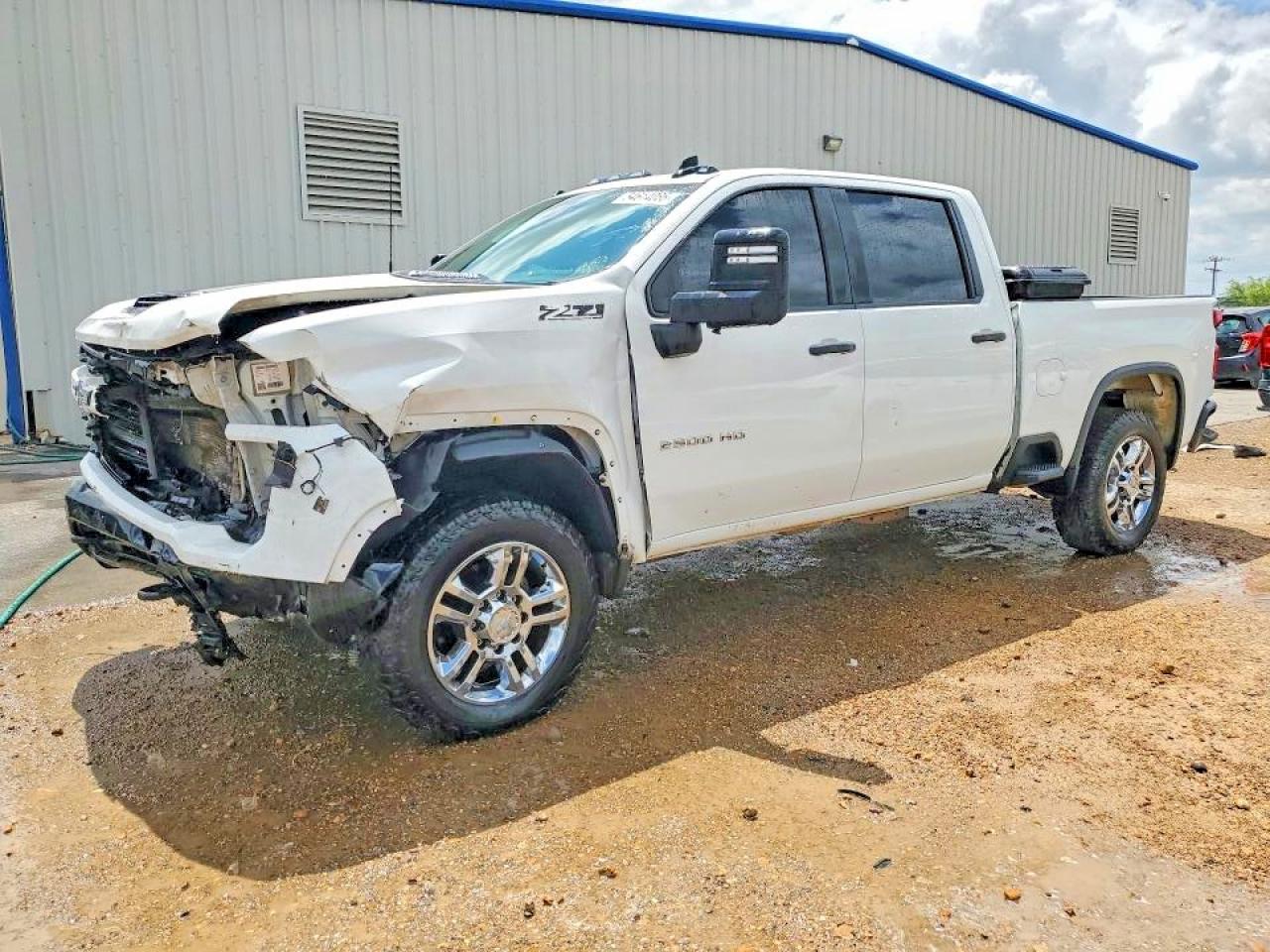 CHEVROLET SILVERADO 2024