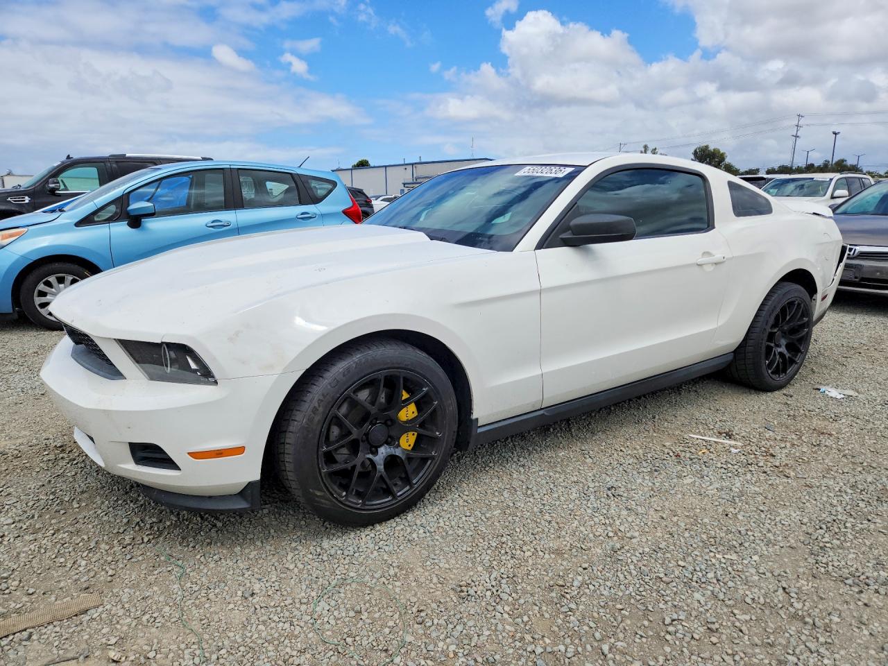 FORD MUSTANG 2012