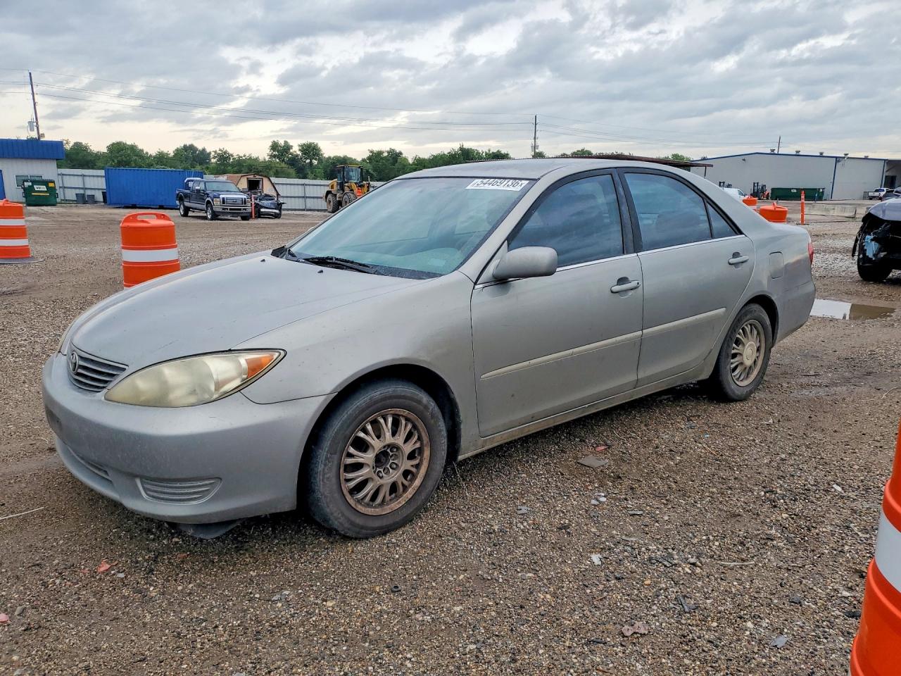 TOYOTA CAMRY 2006