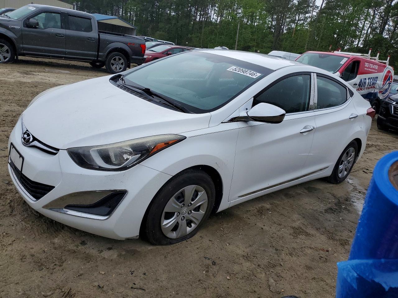 HYUNDAI ELANTRA 2016