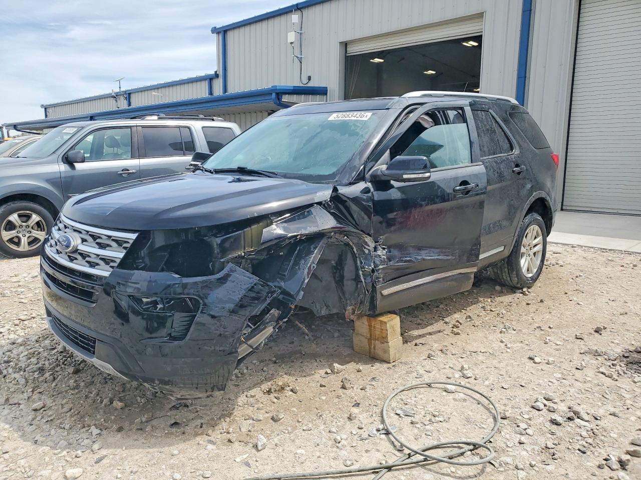 FORD EXPLORER 2018
