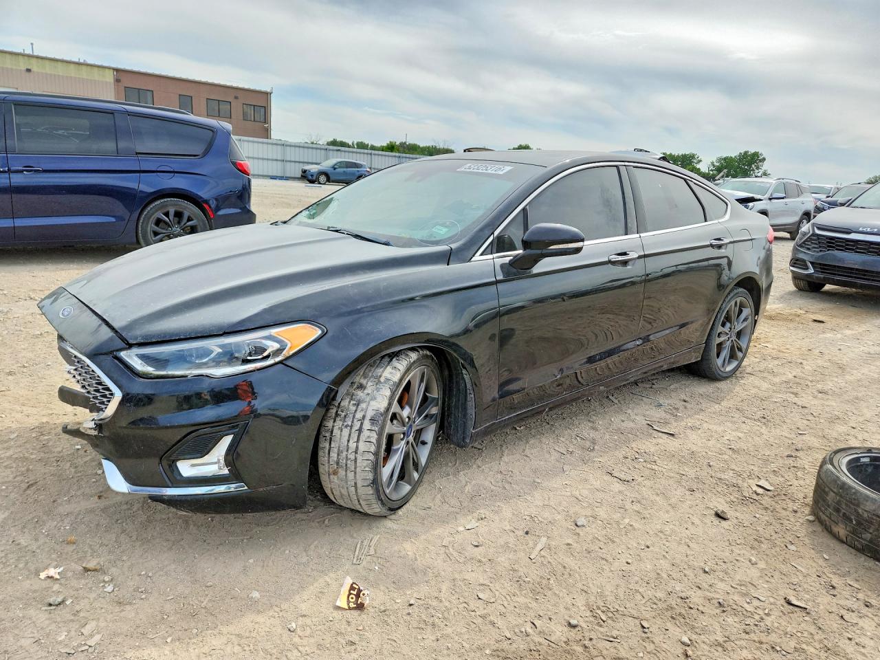 FORD FUSION 2019