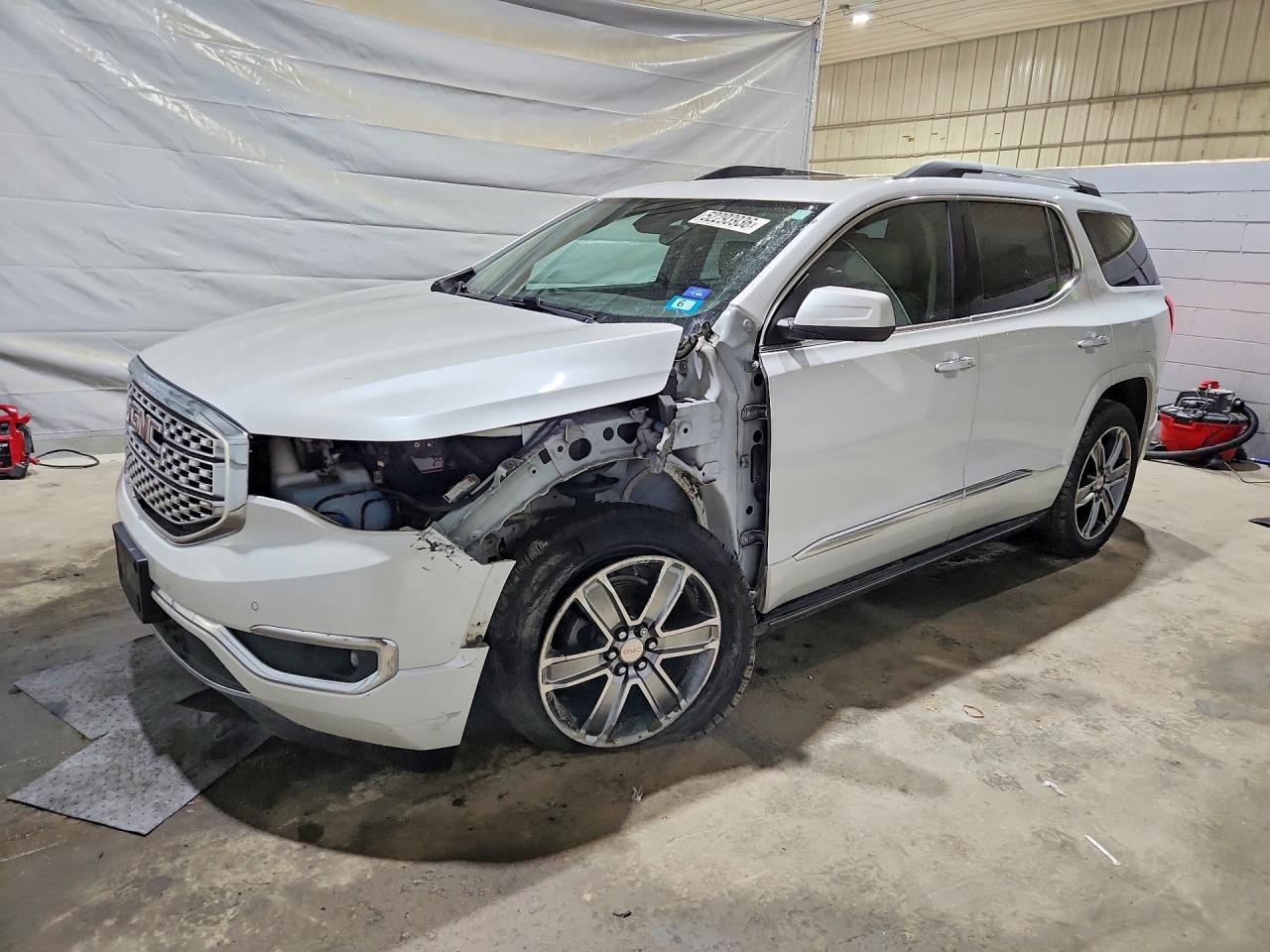 GMC ACADIA 2017