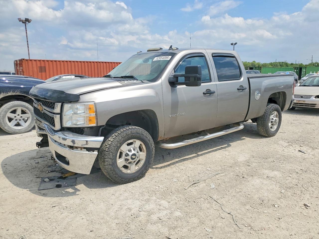 CHEVROLET SILVERADO 2013