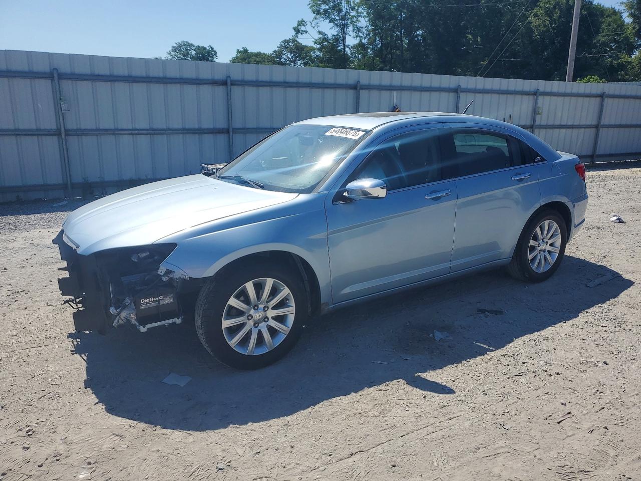 CHRYSLER 200 2013