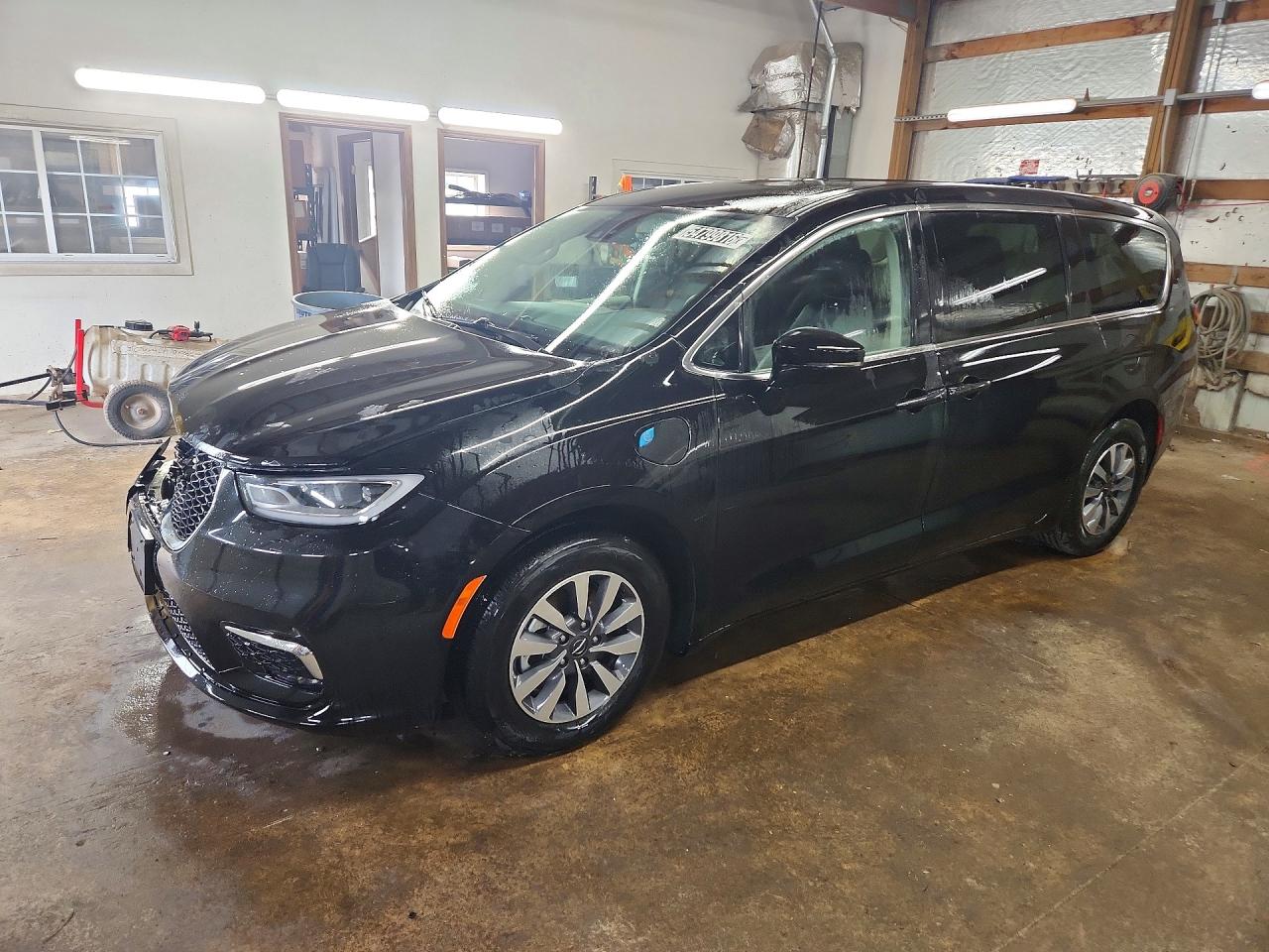 CHRYSLER PACIFICA 2024