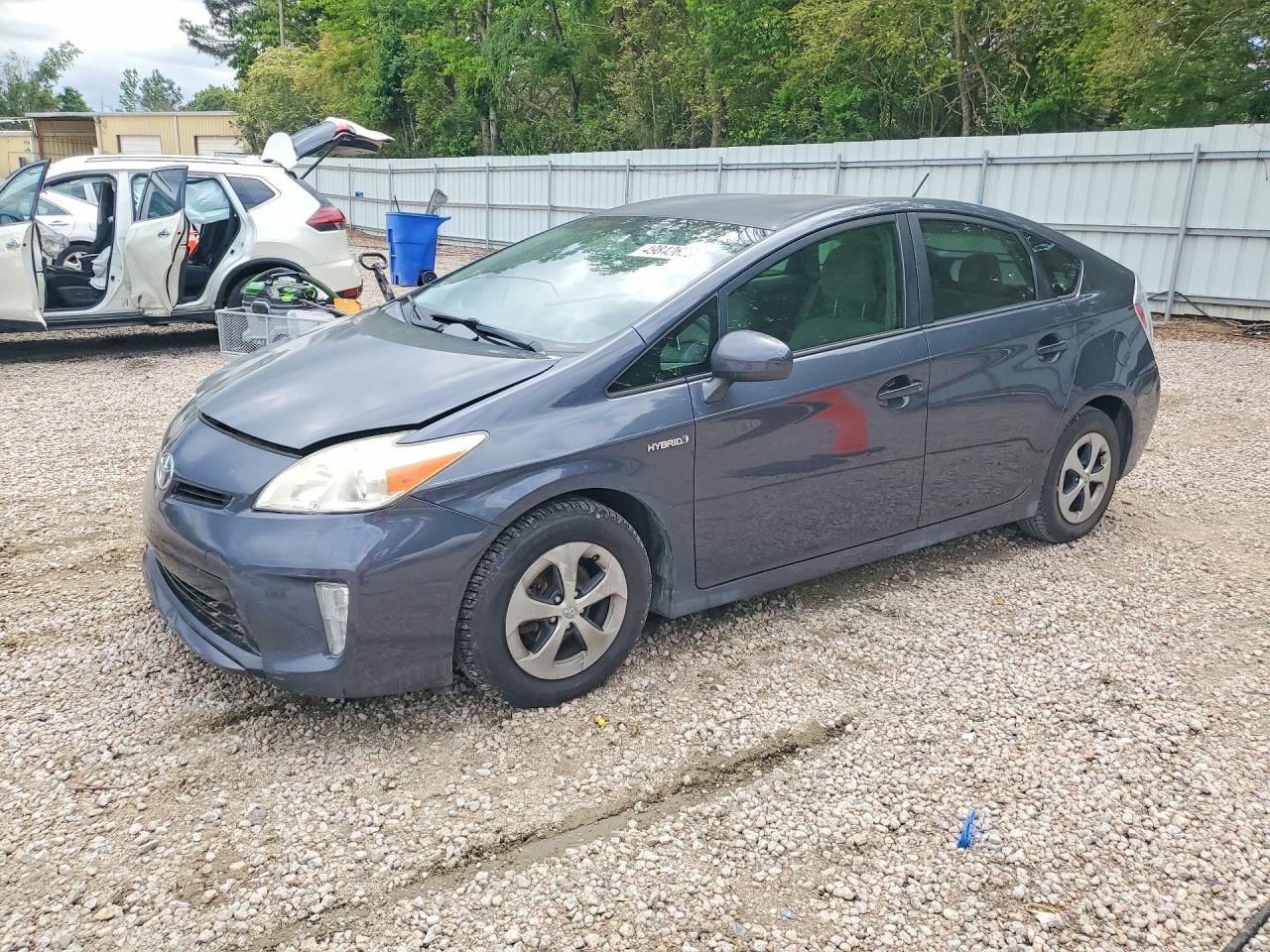 TOYOTA PRIUS 2014