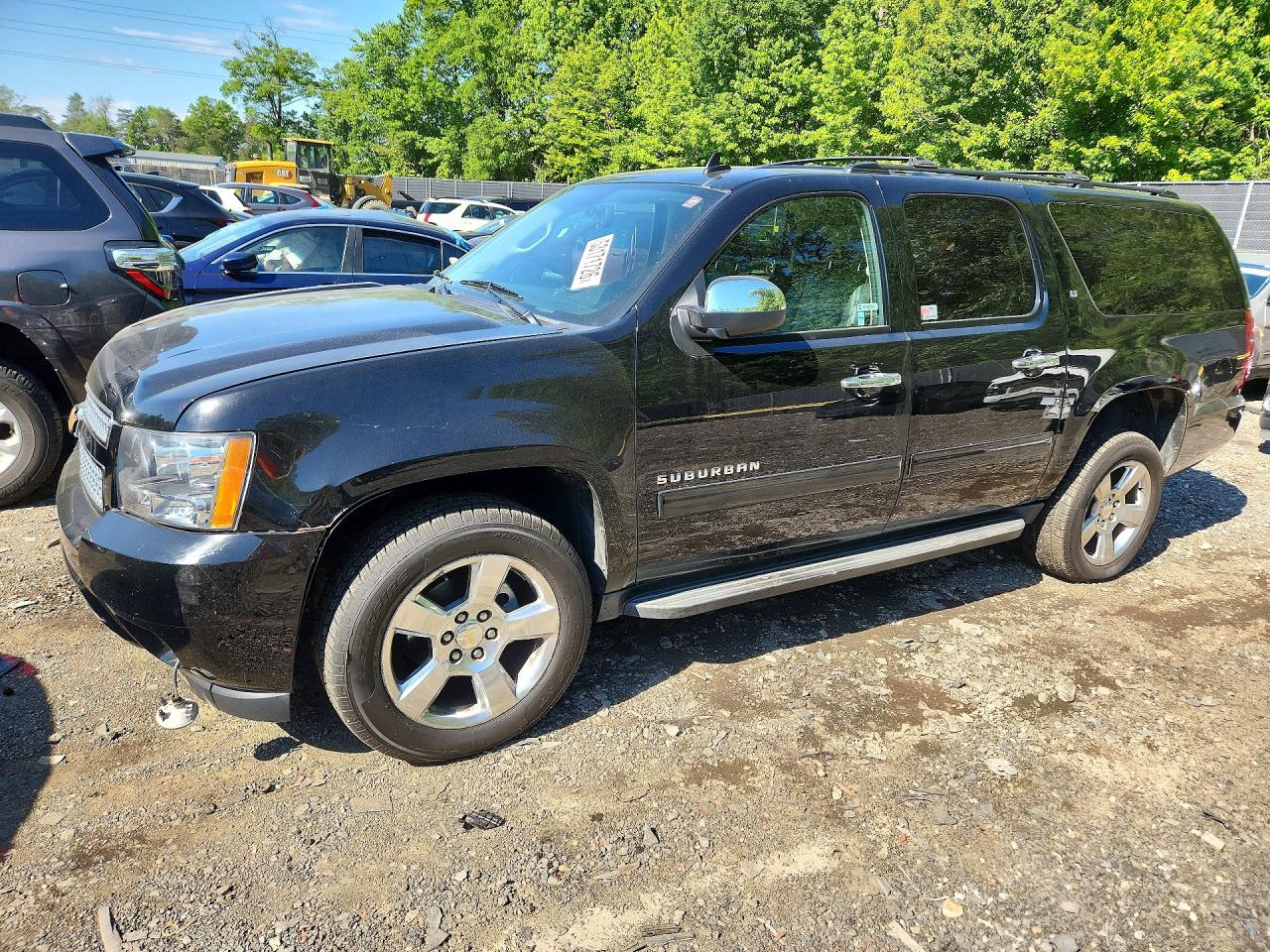 CHEVROLET SUBURBAN 2013