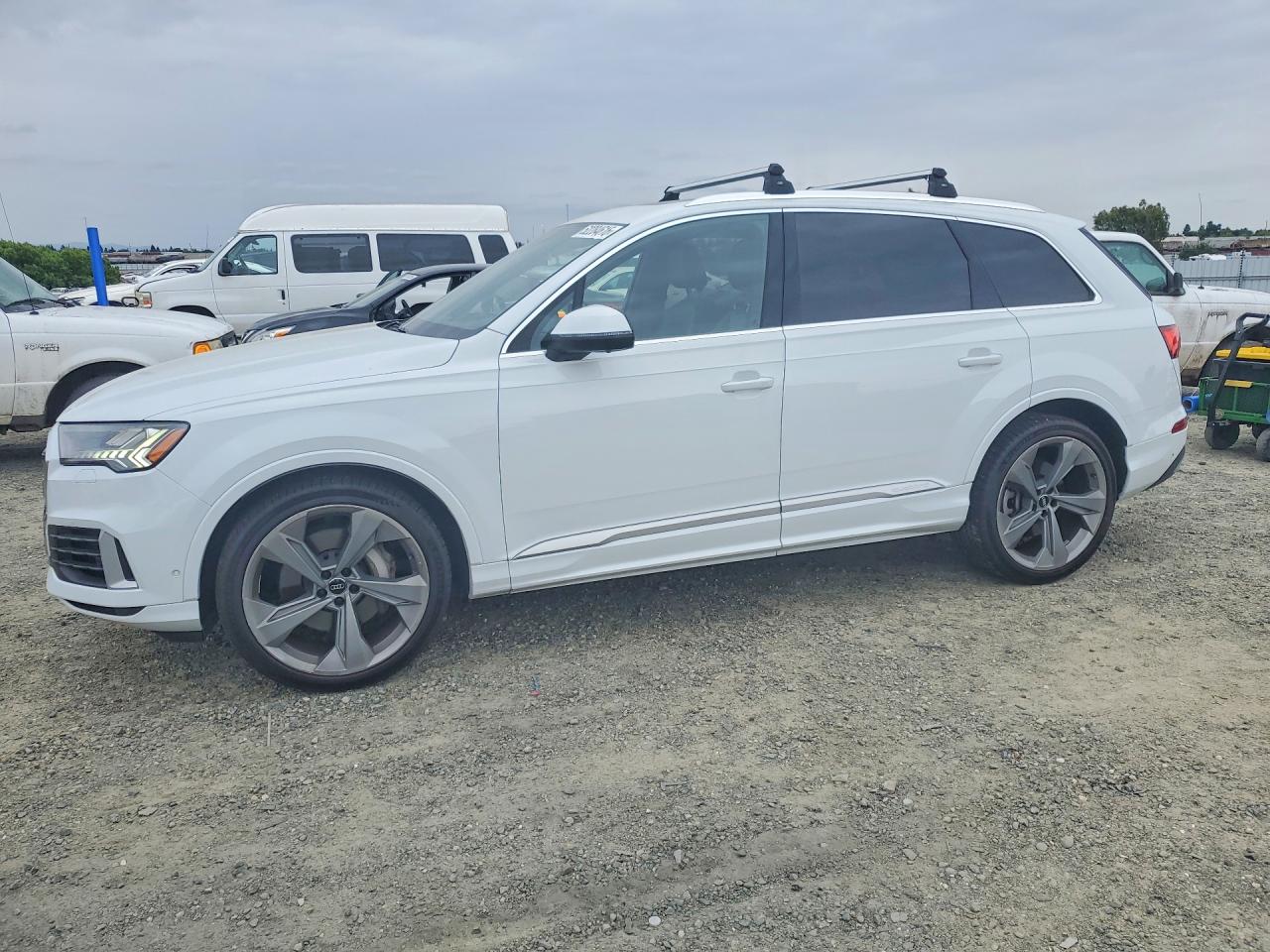 AUDI Q7 2020