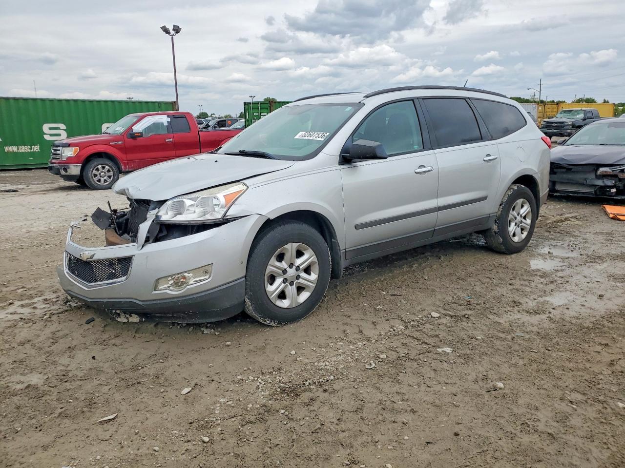 CHEVROLET TRAVERSE 2012