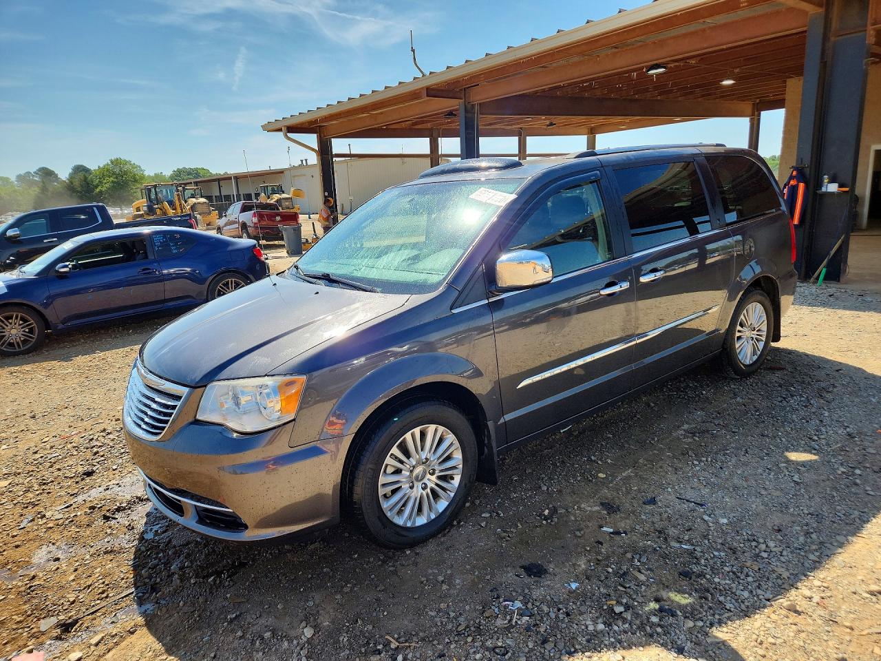 CHRYSLER TOWN & COUNTRY 2015
