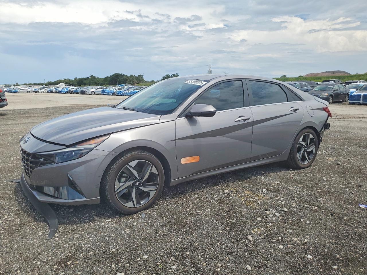 HYUNDAI ELANTRA 2023