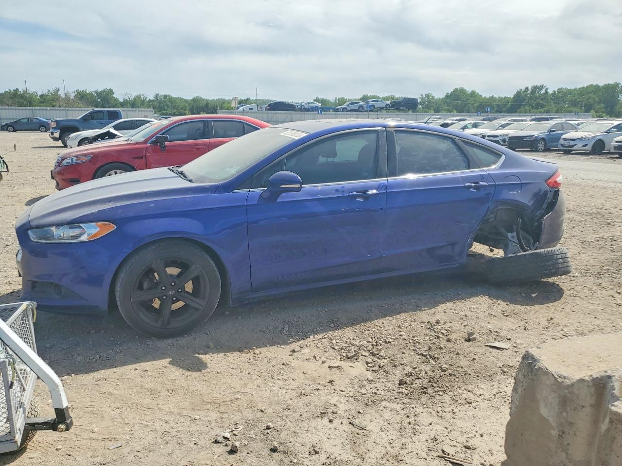 FORD FUSION 2016