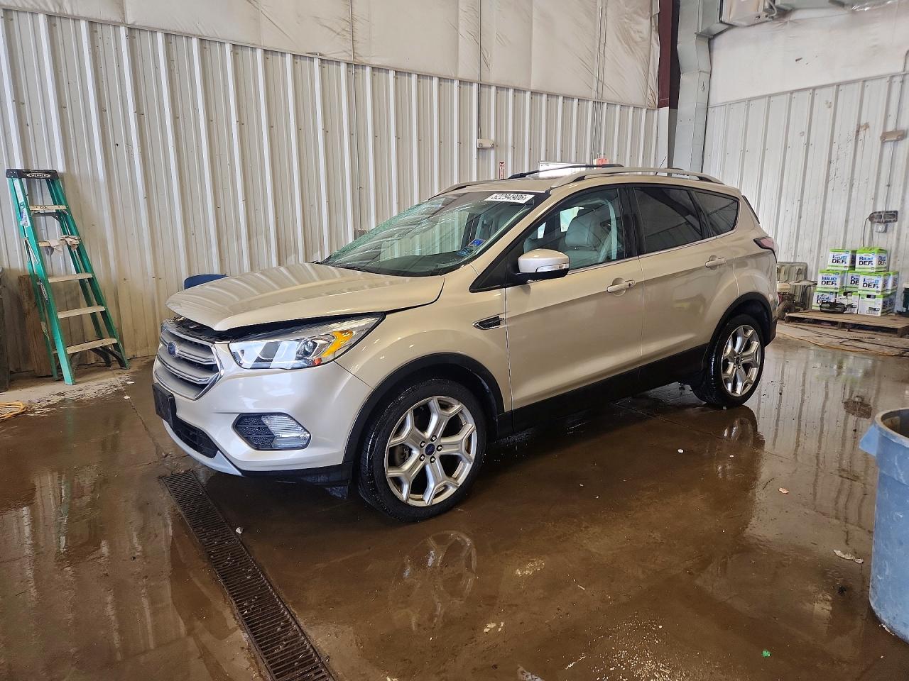 FORD ESCAPE 2017