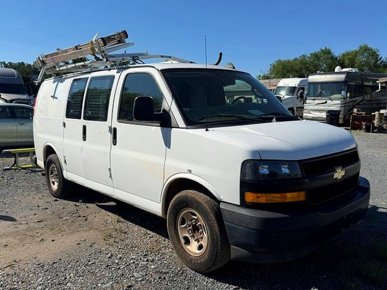 CHEVROLET EXPRESS G2500 2018