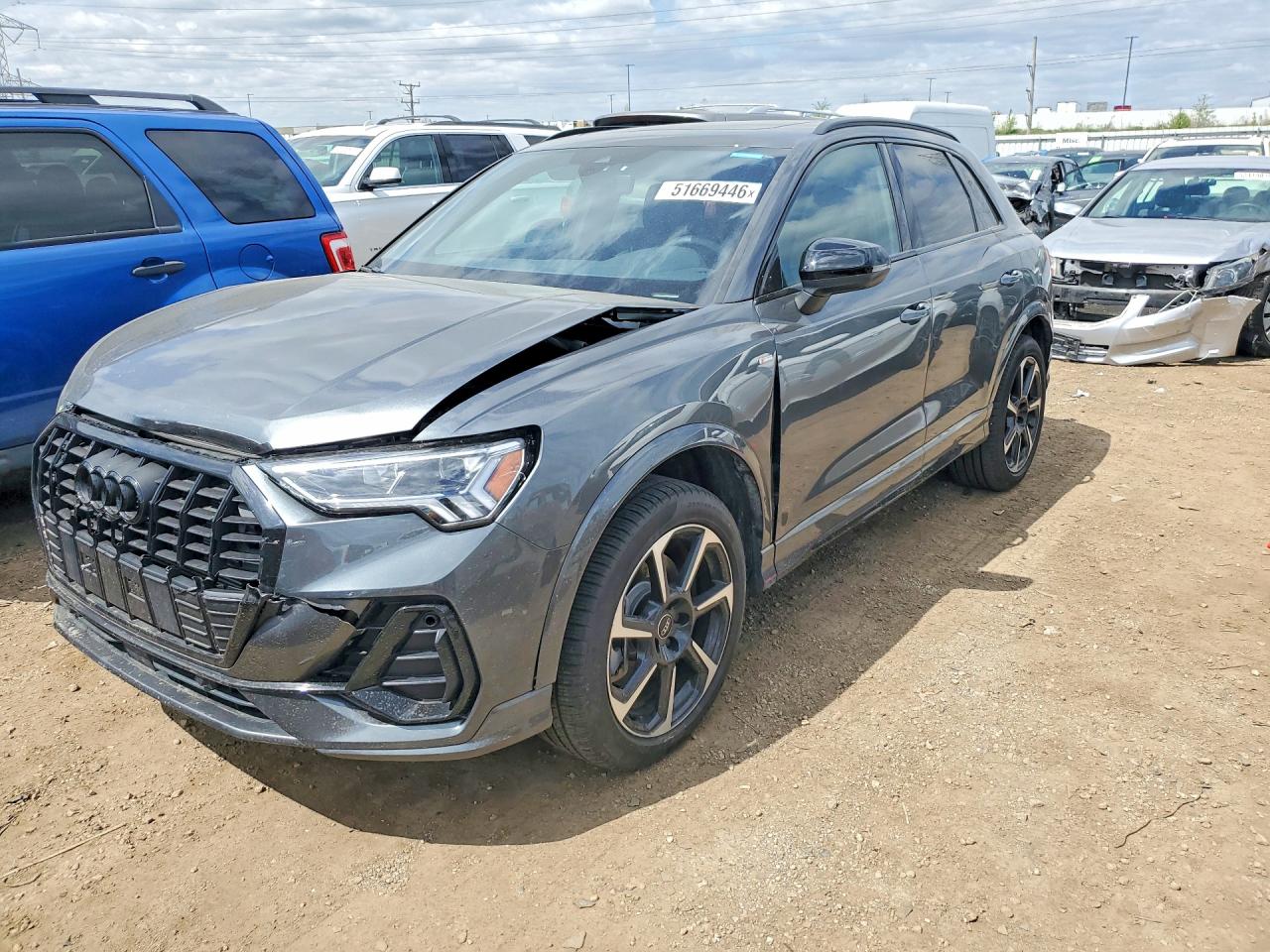 AUDI Q3 2025