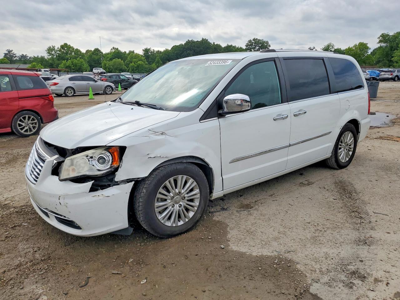 CHRYSLER TOWN & COUNTRY 2014