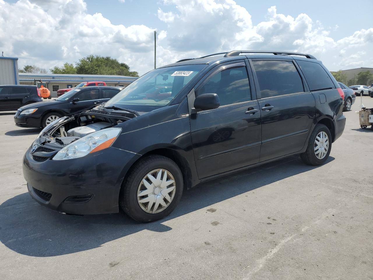 TOYOTA SIENNA 2010