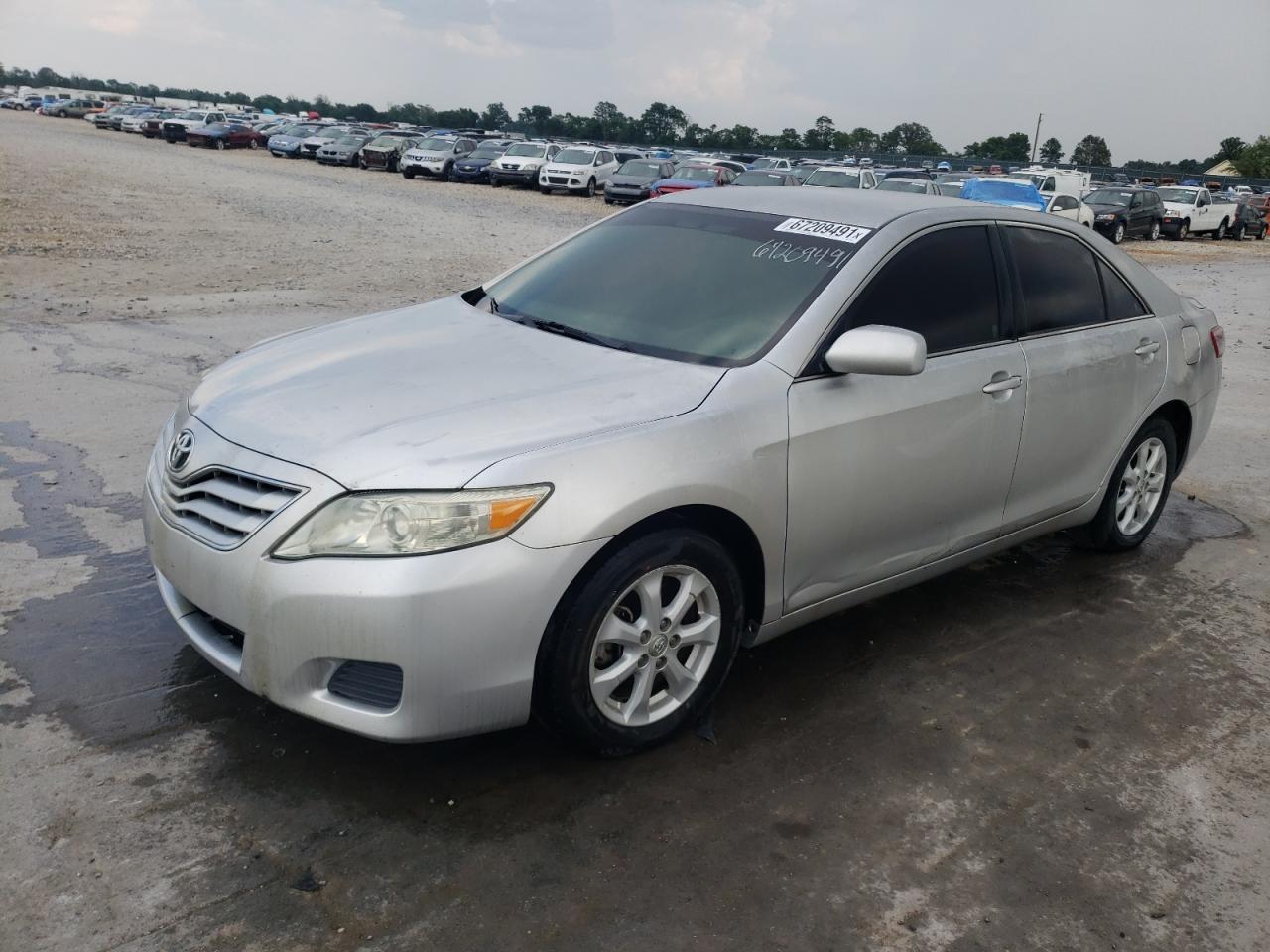 TOYOTA CAMRY BASE 2011