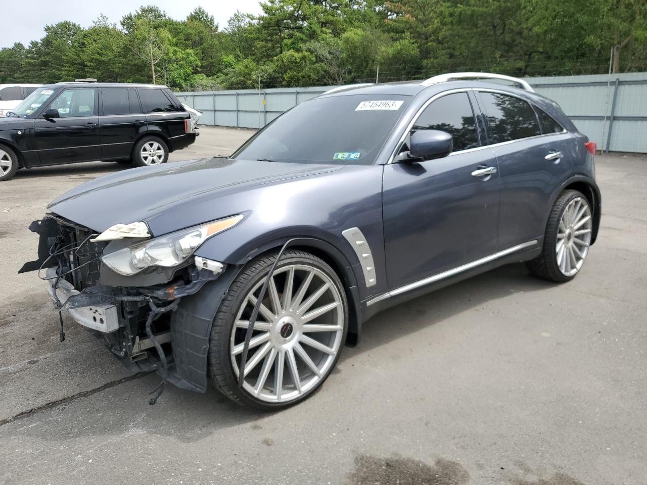 INFINITI FX35 2010
