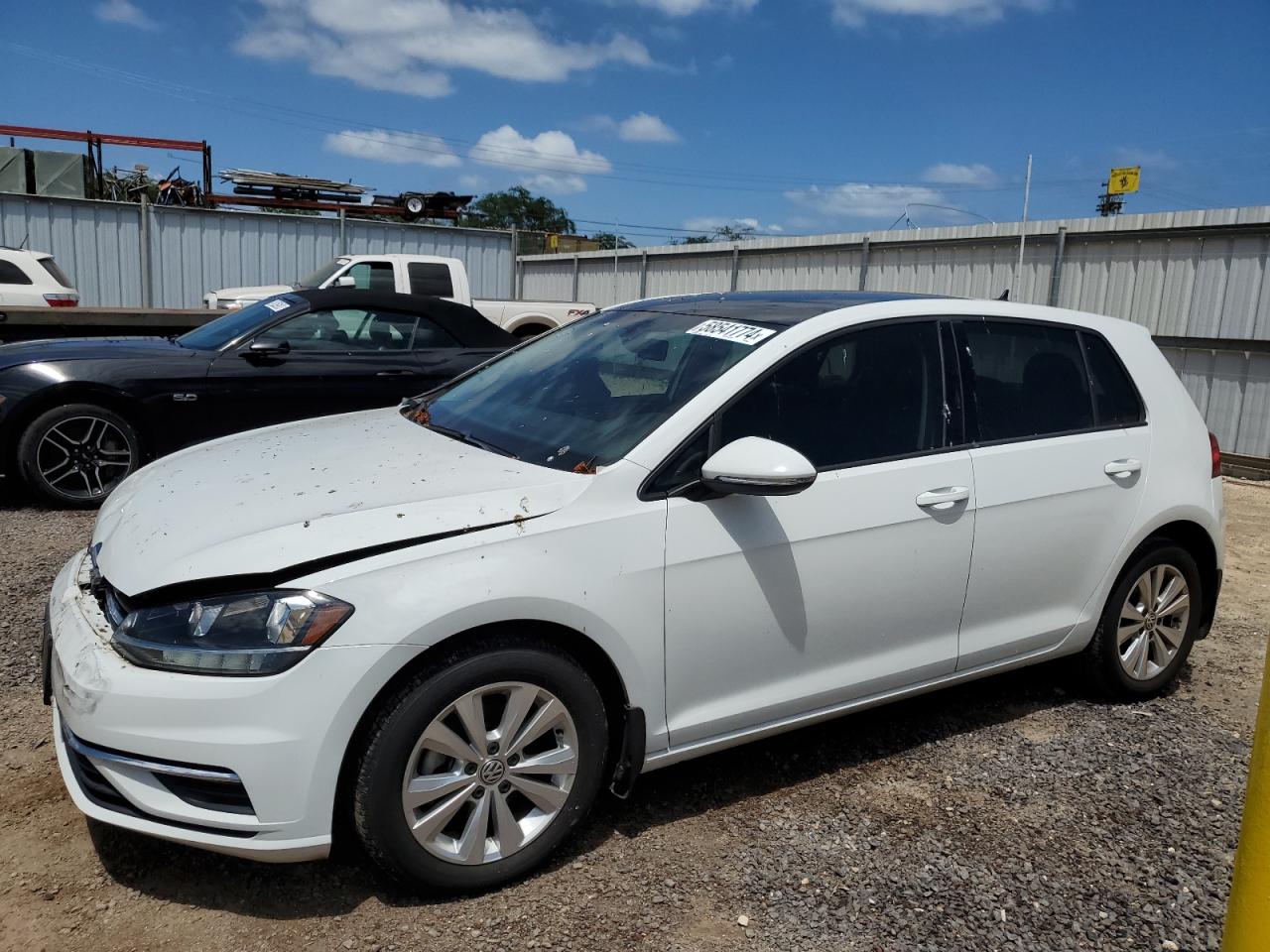 VOLKSWAGEN GOLF 2021